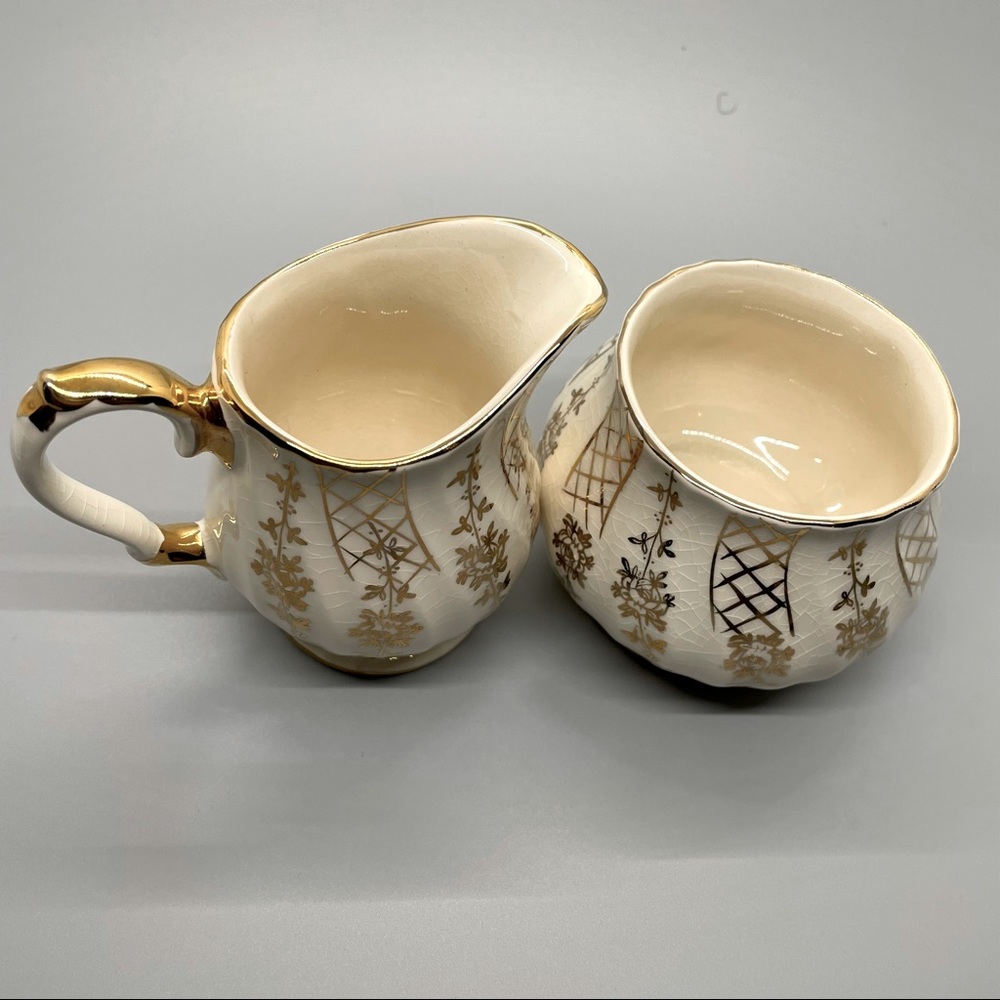 Sadler England White and Gold Sugar and Creamer Set